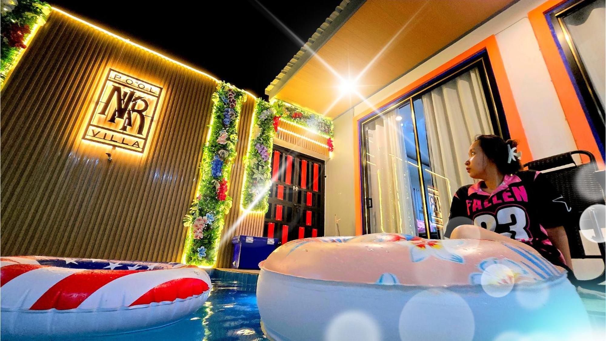 Nkr Poolvilla Ban Don  Exteriör bild